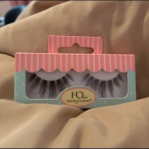 SOLD Lash bundle: House of Lashes, Lina Lashes